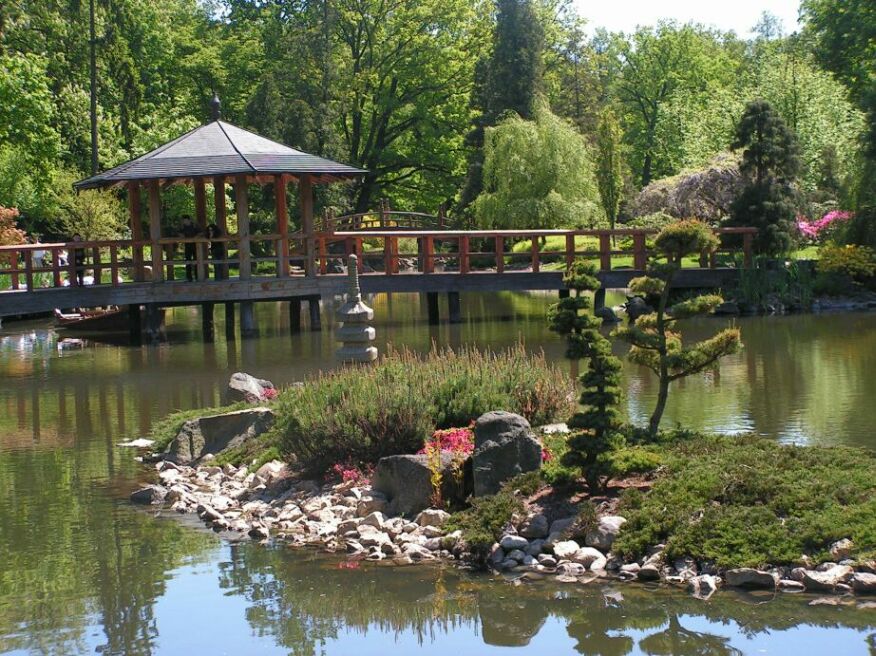 Japanese_garden_Wroclaw_bridge