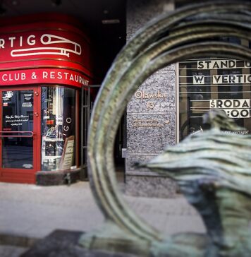 Make Music Not War: Koncert w Vertigo Jazz Club. Dochód ze sprzedaży biletów dla Ukrainy Wrocław to miasto pełne magicznych, wyjątkowych i nietuzinkowych miejsc. Jednym z nich jest Vertigo Jazz Club & Restaurant-Kocham Wrocław