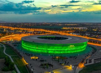 Wraca kino samochodowe na Stadionie Wrocław. Pierwsze seanse już w weekend