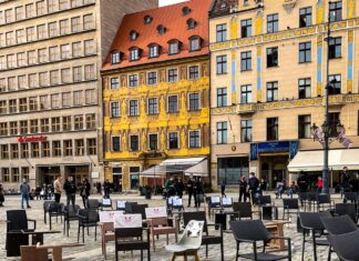 Wrocławska gastronomia w symboliczny sposób odniosła się do obostrzeń rządu