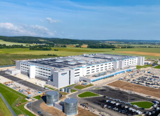 Gigant Amazona otwarty na Dolnym Śląsku. Ponad 200 tys. m², 5 tys. robotów i 1000 miejsc pracy