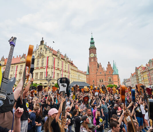 Gitarowy Rekord Świata 2026 coraz bliżej. Organizatorzy szykują kolejne atrakcje.