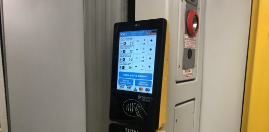 Nowe kasowniki już we wrocławskiej komunikacji