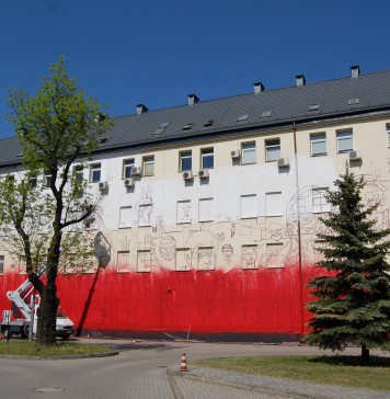 Na budynku Archiwum IPN we Wrocławiu powstaje nowy mural #PokoleniaNiepodległej