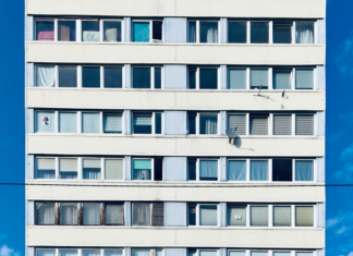 Miasto Wrocław rozpoczyna wykwaterowywanie mieszkańców Trzonolinowca