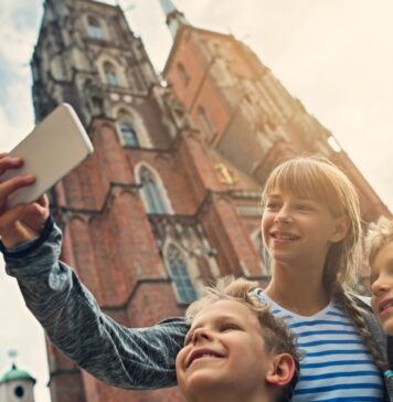 Czy do Wrocławia warto przyjechać z dziećmi?