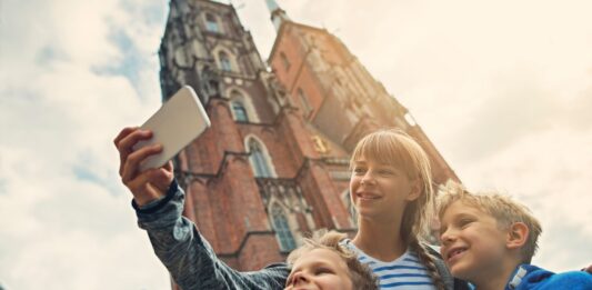 Czy do Wrocławia warto przyjechać z dziećmi?