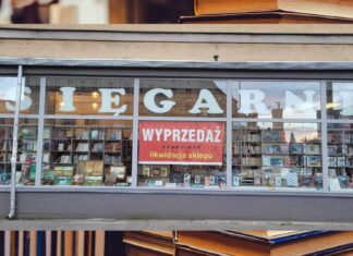 Po 61 latach z mapy Wrocławia znika księgarnia Wratislavia