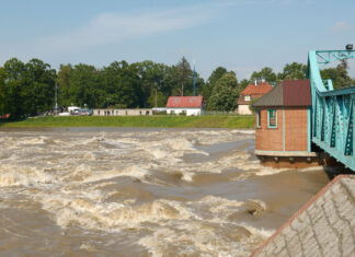 POWÓDŹ 2024: Tu we Wrocławiu możesz odebrać worki z piaskiem