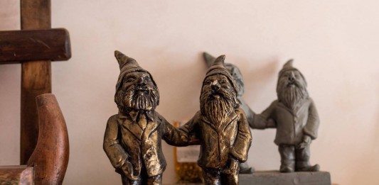 „Czujemy, że robimy coś wyjątkowego” – rozmowa z rzeźbiarzami wrocławskich krasnali