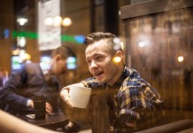 Mariusz Kędzierski – artysta bez rąk, dla którego nie ma rzeczy niemożliwych (wywiad)