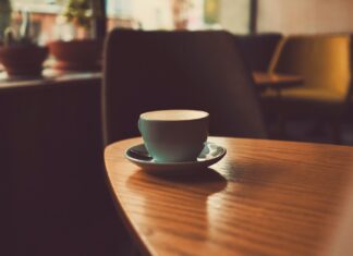 Kawiarnia Wrocławska – Co w niej znajdziesz i dlaczego warto się w niej zatrzymać?