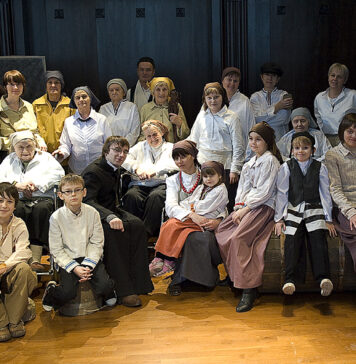 Bezpłatny projekt teatralny dla mieszkańców – ruszyły zapisy na Teatr Trzech Generacji