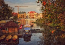 Kajakiem po Odrze? Czemu nie! Sprawdź, gdzie wypożczysz kajak we Wrocławiu Na zdjęciu jedna z przystani we Wrocławiu /Tomasz Zacharow