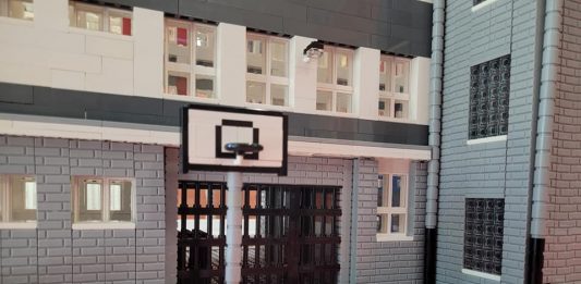Uczniowie III LO we Wrocławiu zbudowali swoją szkołę z klocków LEGO! Robi wrażenie!