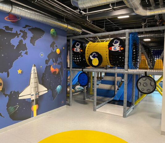 Na Maślicach otworzyła się Kosmiczna Baza dla dzieci – nowa sala zabaw we Wrocławiu