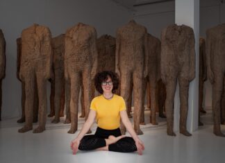 Joga w Muzeum Sztuki Współczesnej we Wrocławiu! Cykl zajęć z oprowadzaniem po wystawie Abakanowicz. Totalna