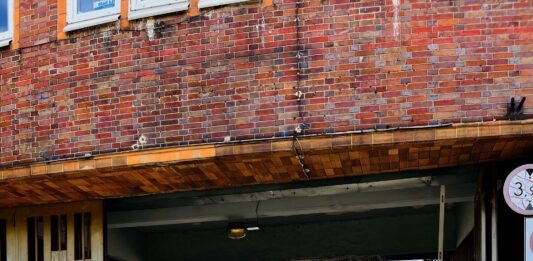 Nowa siedziba BWA Wrocław w dawnej hali montażowej!