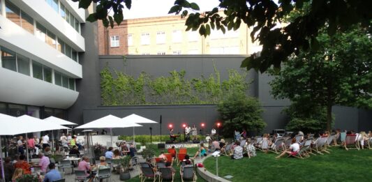 Kolejny bezpłatny koncert jazzowy na klimatycznym patio OVO Wrocław! Wystąpi Paulina Gołębiowska