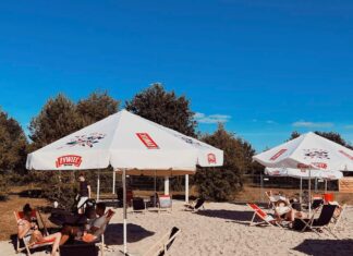 Na Maślicach powstał nowy miejski Beach Bar. Oficjalne otwarcie już w weekend!