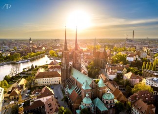 XV bezpłatne letnie spacery z przewodnikiem