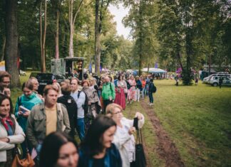 Odkryj Festiwal Góry Literatury 2023, który co roku przyciąga tysiące osób!