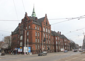 MPK Wrocław remontuje plac Powstańców Wielkopolskich.