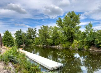 Beach Bar „Port Węglowy” dostępny z wody! Zmiany w kierunku stworzenia miejskiej mariny.