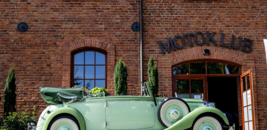 Motoclassic Wrocław 2024 – Święto motoryzacji i elegancji na Zamku Topacz