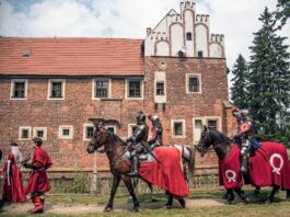 Turniej Rycerski o bombardę kasztelana Wojnowickiego Zamku – wydarzenie, którego nie można przegapić!
