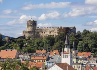 Dolny Śląsk: Zamek Bolków i najstarsze okno w Polsce!