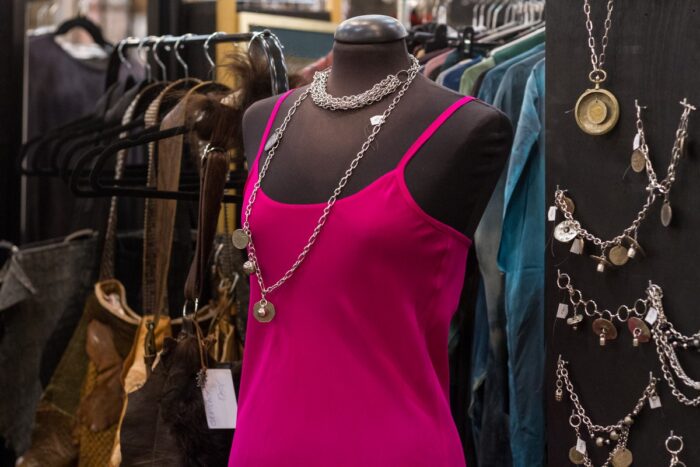 Na zdjęciu wystawa ubrań /Facebook - Fashion Meeting