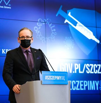 PILNE! Konferencja Ministra Zdrowia. Co z obostrzeniami?