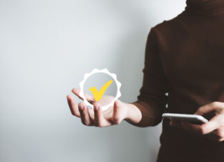 Rękojmia i gwarancja – różnice i jak je wykorzystać w praktyce?