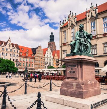 Aleksander Hrabia Fredro i jego zamurowany palec w kościele we Wrocławiu