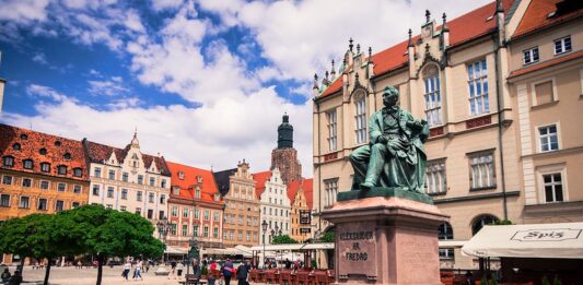 Aleksander Hrabia Fredro i jego zamurowany palec w kościele we Wrocławiu