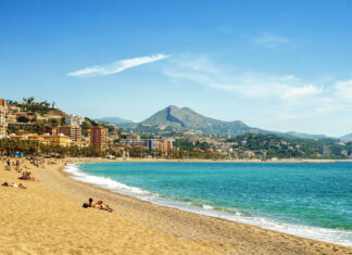 Nowe połączenia z Wrocławia. Polecimy do słonecznej Hiszpanii