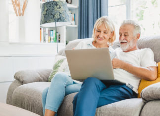 Ruszają bezpłatne szkolenia komputerowe dla seniorów z Wrocławia!