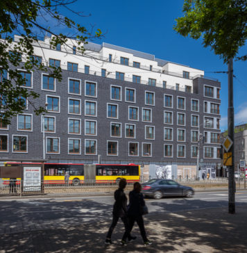 Można zobaczyć luksusowy apartamentowiec na Nadodrzu i panoramę Wrocławia