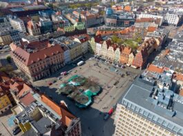Plac Solny będzie zamknięty dla aut oraz motocykli na noc i weekendy