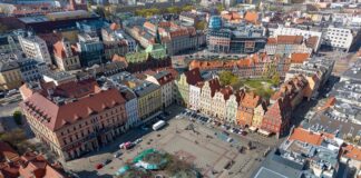 Plac Solny będzie zamknięty dla aut oraz motocykli na noc i weekendy