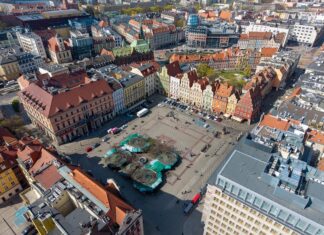 Plac Solny będzie zamknięty dla aut oraz motocykli na noc i weekendy