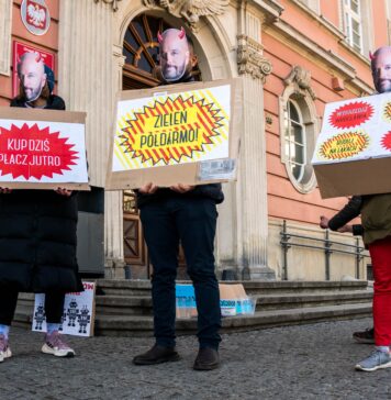 ,,Sutryk – zgroza – betonoza!” – skandowali dziś aktywiści. Zatrzymano sprzedaż łąk we Wrocławiu!