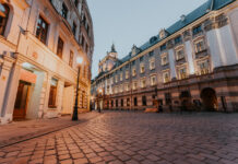 Wrocław w 1 dzień – co zobaczyć? Gotowy plan zwiedzania krok po kroku Na zdjęciu Stare Miasto we Wrocławiu /Adam Bystry