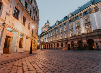 8 pomysłów na majówkę we Wrocławiu Na zdjęciu Stare Miasto we Wrocławiu /Adam Bystry