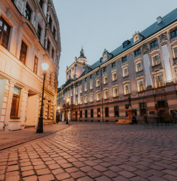 8 pomysłów na majówkę we Wrocławiu Na zdjęciu Stare Miasto we Wrocławiu /Adam Bystry