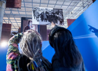 We Wrocławiu otwarto niezwykle aktualną wystawę „Wysiedlenie” wybitnego artysty Leona Tarasewicza