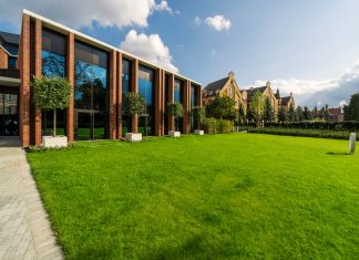 Hotel The Bridge Wrocław nominowany do nagrody dla światowych ikon hotelarstwa!