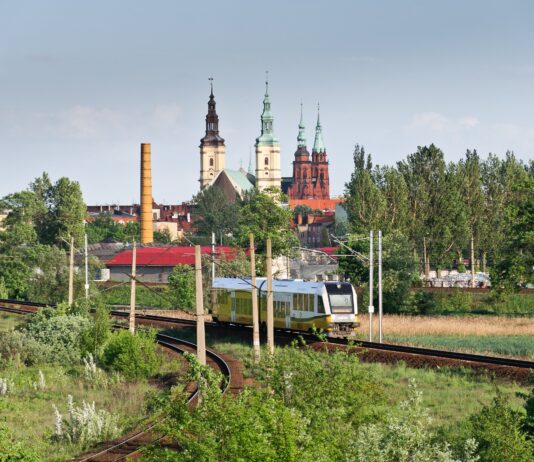 W kierunku Wrocławia: Top 5 tras Kolei Dolnośląskich w regionie