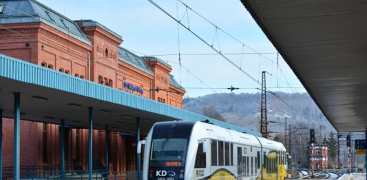 Korekta rozkładu jazdy pociągów Kolei Dolnośląskich – co się zmienia?